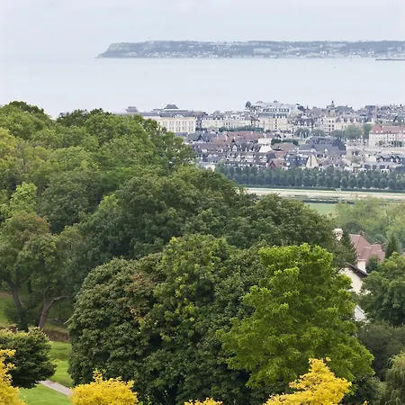 Barriere L'hotel Du Golf Saint-Arnoult