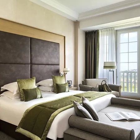 Barriere L'hotel Du Golf 4*